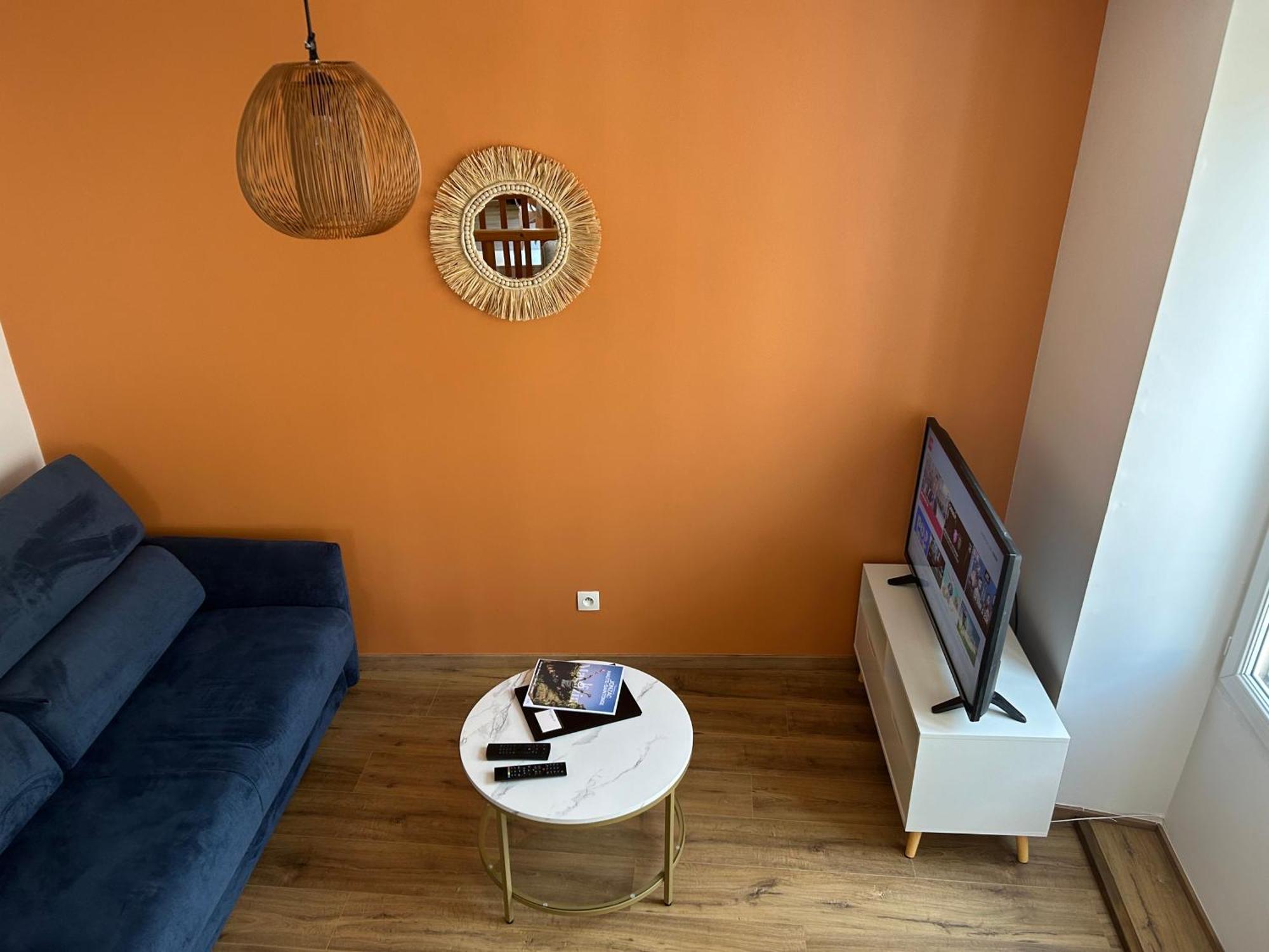 Superbe Duplex Coeur De Ville 3 Etoiles Jonzac Luaran gambar